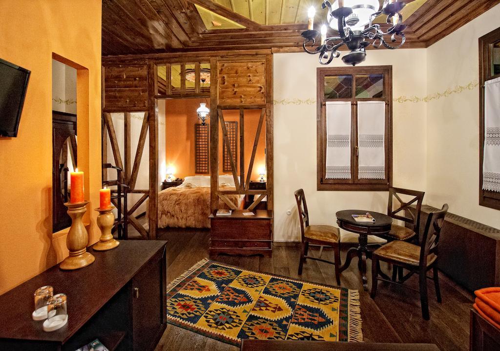 Orologopoulos Mansion Luxury Hotel Kastoria Habitación foto